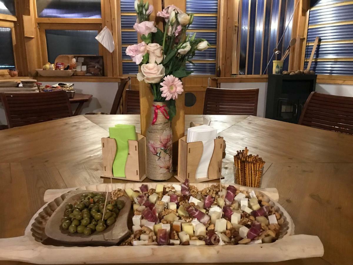 FehérgyarmatSzatmar Beregi Elmenyliget公寓式酒店 外观 照片